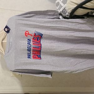 Men's Philadelphia Phillies tshirt